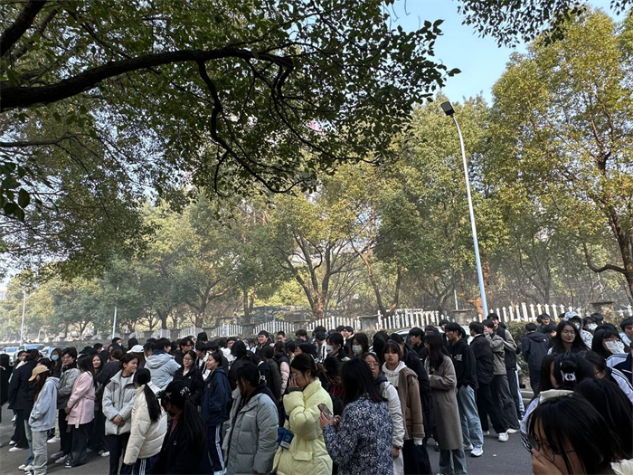 B5号楼.jpg B5号楼.jpg