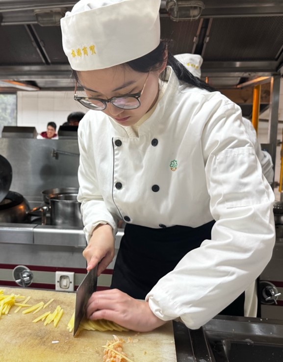 图片3.jpg 图片3.jpg